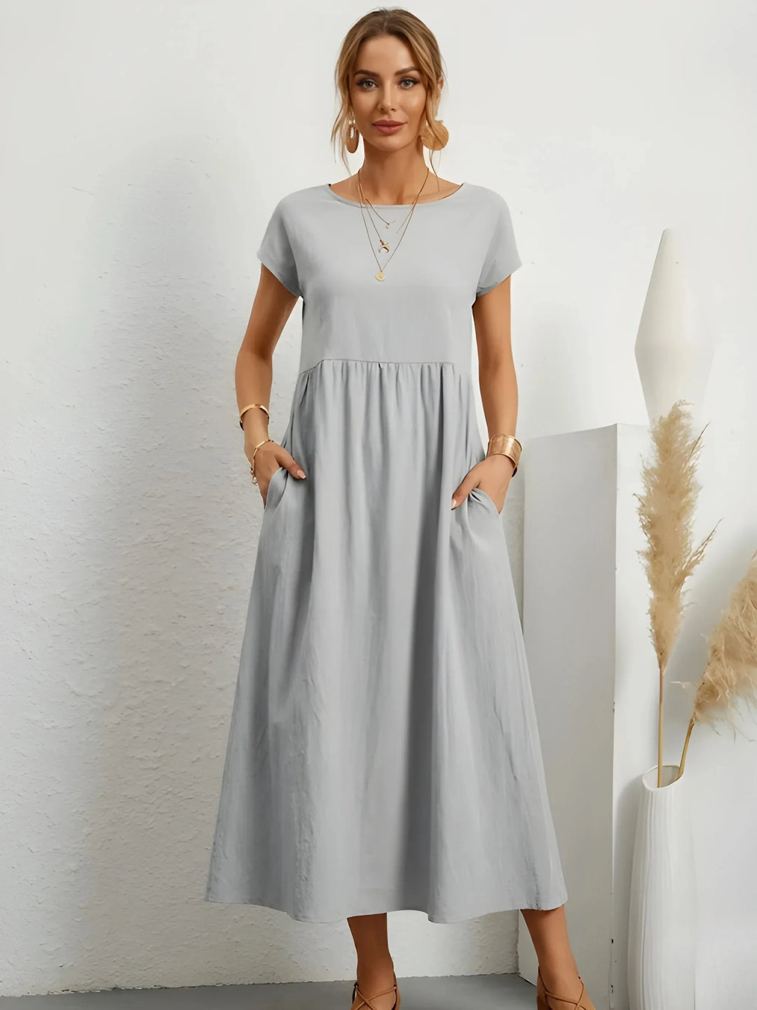 Damen Stilvolles, figurschmeichelndes Sommer-Maxikleid für mit bequemer Passform